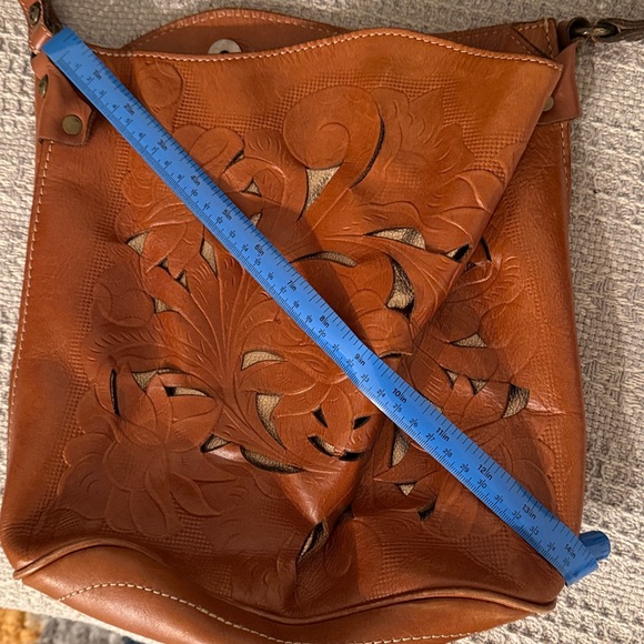 Patricia Nash Tan Leather Crossbody Bag - Picture 9 of 9